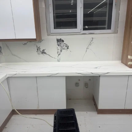 صفحه کابینت رگه دار